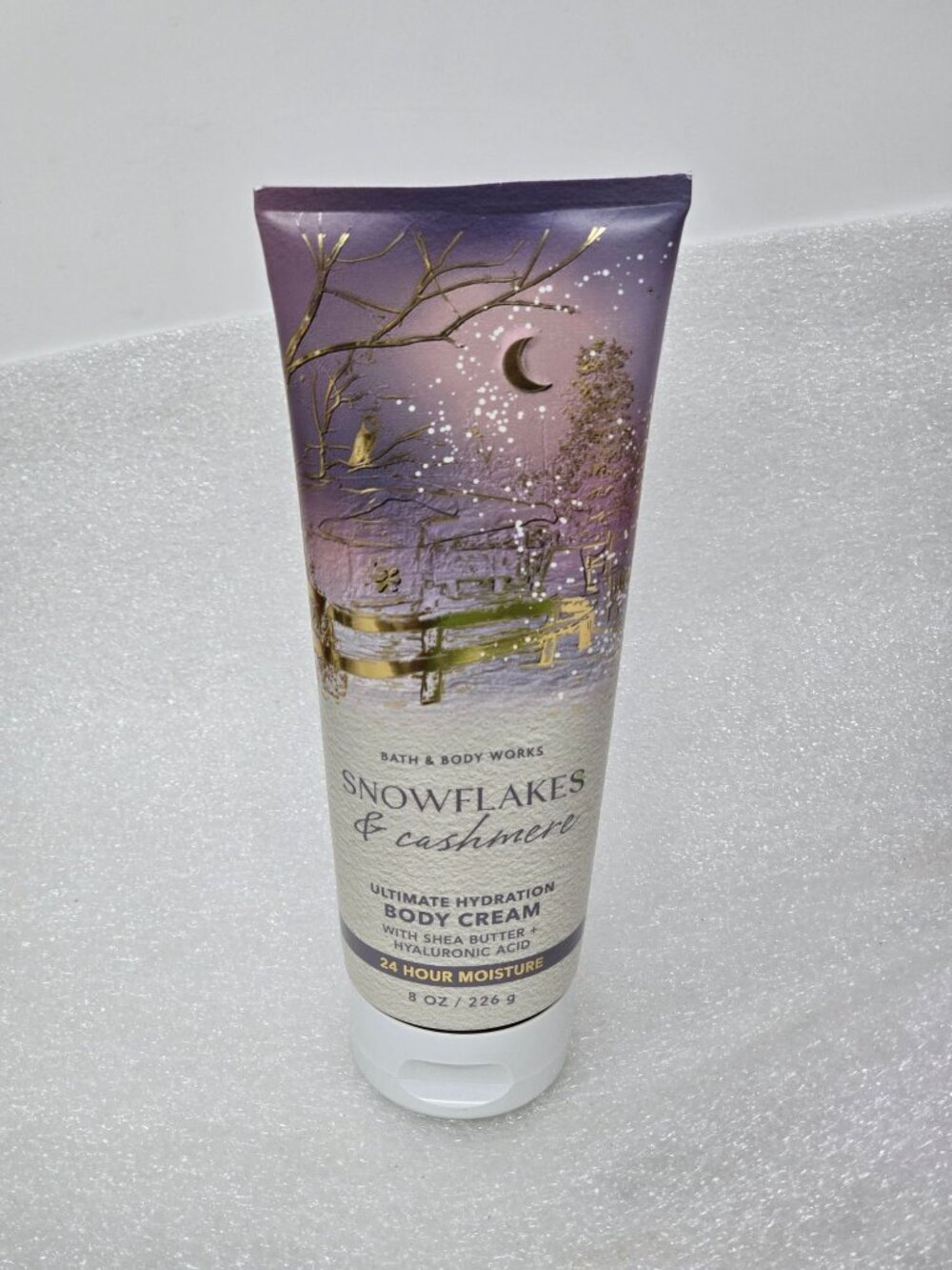 Bath & Body Works Snowflakes & Cashmere Body Cream Ultimate Hydration 8 oz